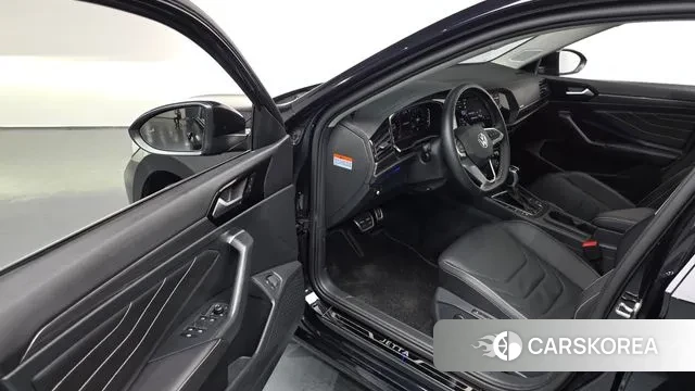 Volkswagen 7th Generation of Jetta 2022 Черный из Кореи, фото 2