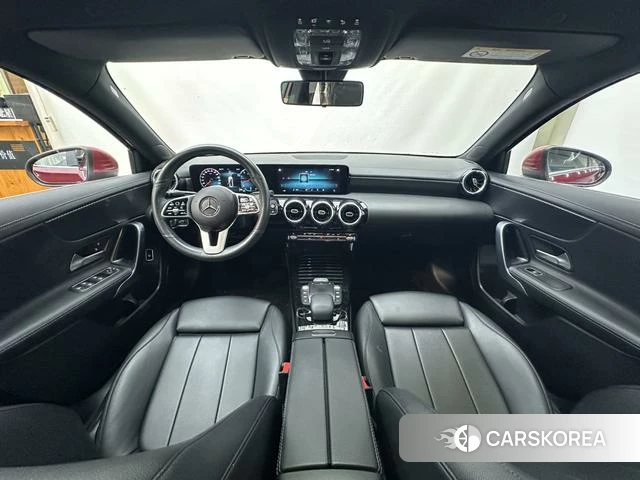Mercedes-Benz Class A 2021 Красный из Китая, фото 2
