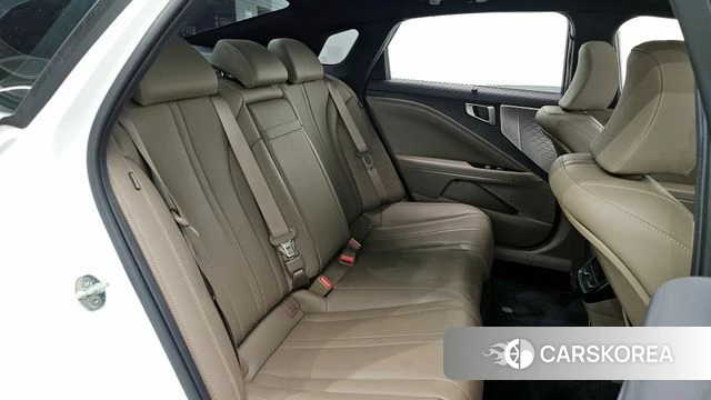 Kia K8 2022 Белый из Кореи, фото 2