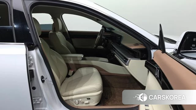 Hyundai Grandeur (GN7) 2024 Белый из Кореи, фото 2
