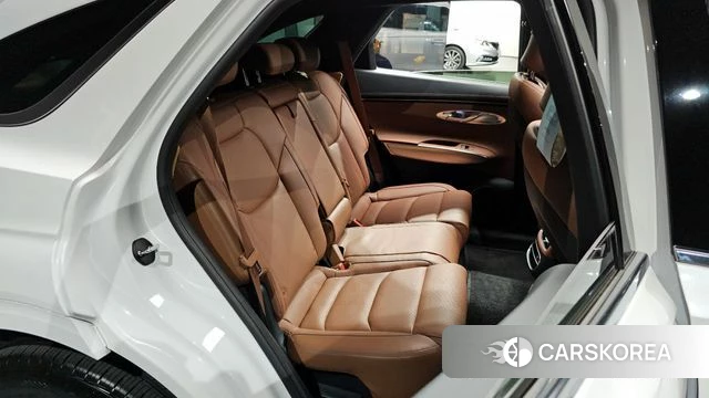 Genesis GV70 2021 Белый из Кореи, фото 2