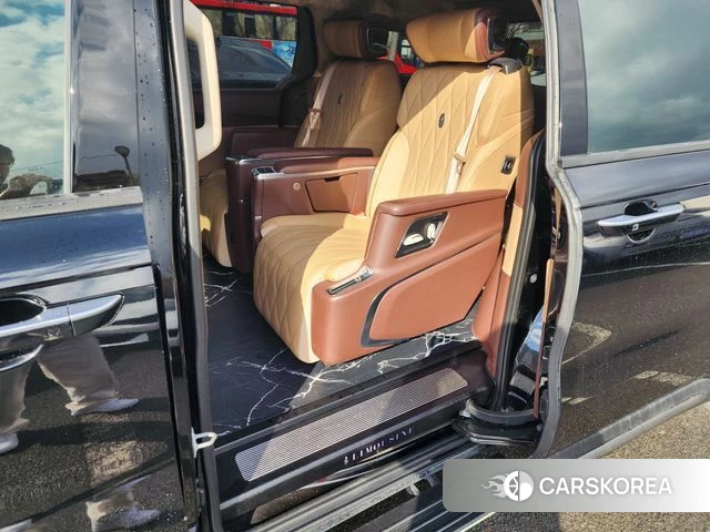 Kia Carnival 4th generation 2023 Черный из Кореи, фото 2