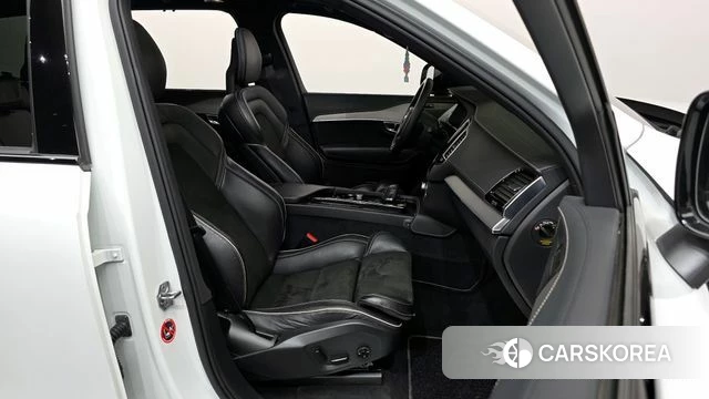 Volvo XC90 second Generation 2021 Белый из Кореи, фото 2