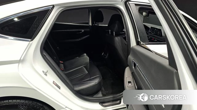 Hyundai Sonata (DN8) 2022 Белый из Кореи, фото 2