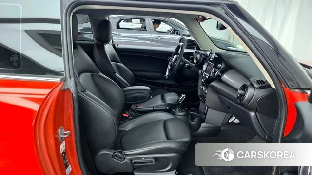 Mini Cooper 2021 Оранжевый из Кореи, фото 2