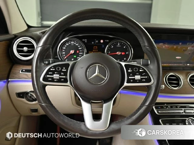 Mercedes-Benz E-Class W213 2019 Белый из Кореи, фото 2