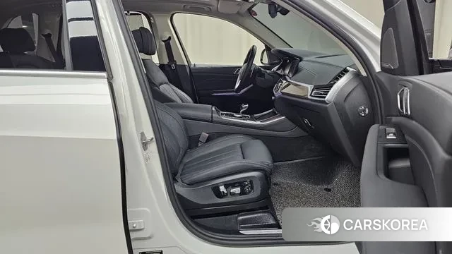 BMW X5 (G05) 2021 Белый из Кореи, фото 2