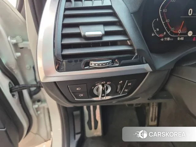 BMW X4 (G02) 2021 Белый из Кореи, фото 2