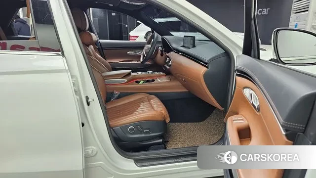 Genesis GV70 2021 Белый из Кореи, фото 2