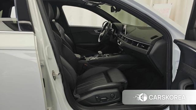 Audi A4 (B9) 2019 Белый из Кореи, фото 2
