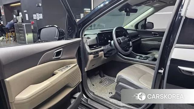 Kia The New Carnival 4th Generation 2024 Черный из Кореи, фото 2