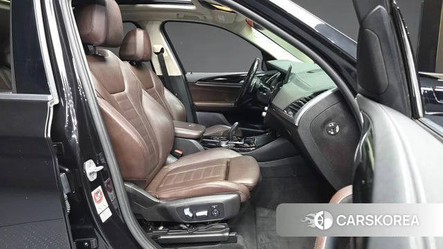 BMW X3 (G01) 2018 Черный из Кореи, фото 2