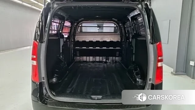 Hyundai The New Grand Starex 2018 Черный из Кореи, фото 2