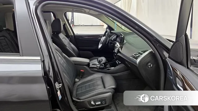 BMW X3 (G01) 2021 Серый из Кореи, фото 2