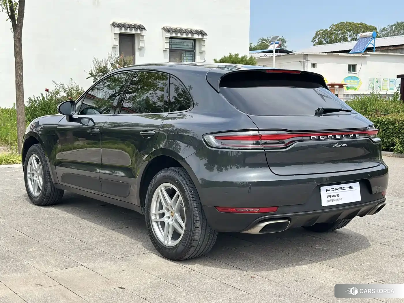 Porsche Macan 2021 Silver/gray из Китая, фото 3