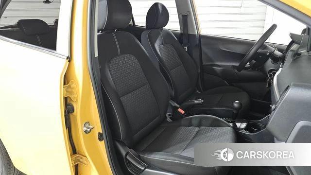 Kia Morning Urban (JA) 2023 Желтый из Кореи, фото 2
