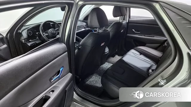 Hyundai Avante Hybrid (CN7) 2022 Серый из Кореи, фото 2