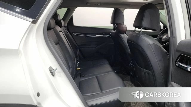 Kia Seltos 2019 Белый из Кореи, фото 2