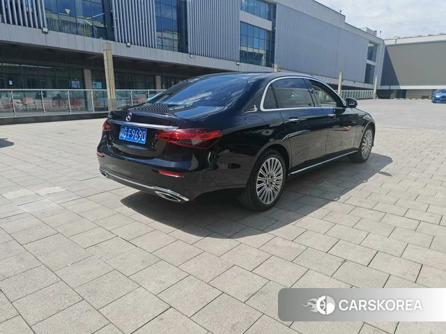 Mercedes-Benz E-class 2021 Черный из Китая, фото 2