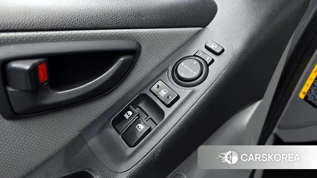 Hyundai The New Grand Starex 2019 Серебристо-серый из Кореи, фото 2