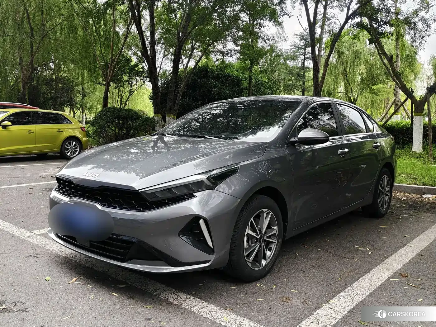 Kia K3 2023 Silver/gray из Китая, фото 2