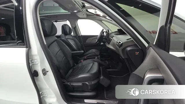 Citroen / DS Grand C4 Spacetourer 2021 Белый из Кореи, фото 2