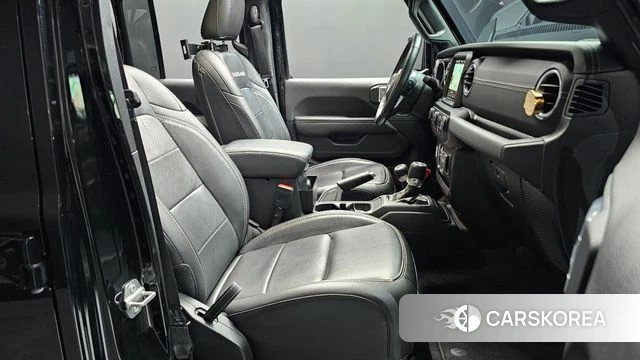 Jeep Wrangler (JL) 2021 Черный из Кореи, фото 2