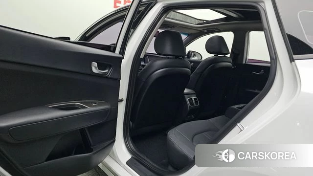 Kia The New K5 2nd generation 2019 Белый из Кореи, фото 2