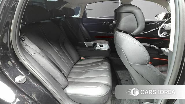 Genesis G80 (RG3) 2024 Черный из Кореи, фото 2