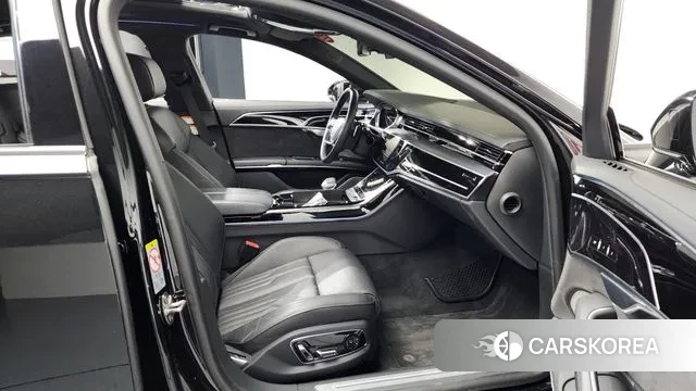 Audi A8 (D5) 2021 Черный из Кореи, фото 2