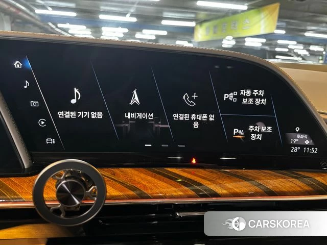 Cadillac Escalade 5th Generation 2021 Белый из Кореи, фото 2
