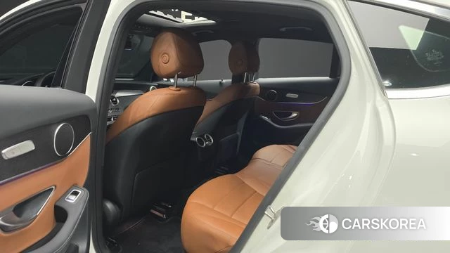 Mercedes-Benz GLC-Class X253 2021 Белый из Кореи, фото 2
