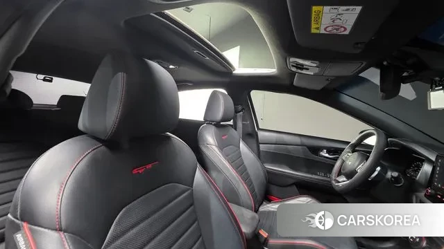 Kia The New K3 2nd generation 2022 Белый из Кореи, фото 2