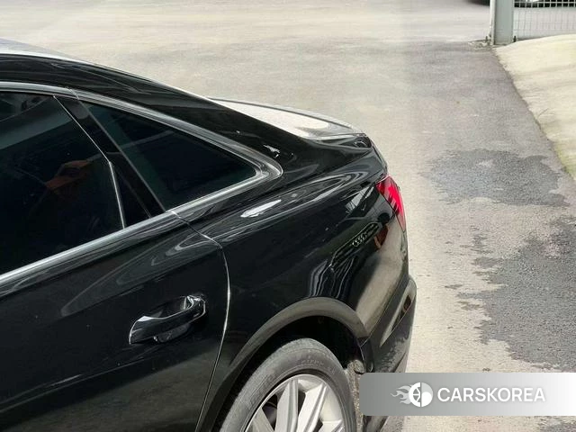 Audi A6L 2023 Черный из Китая, фото 2