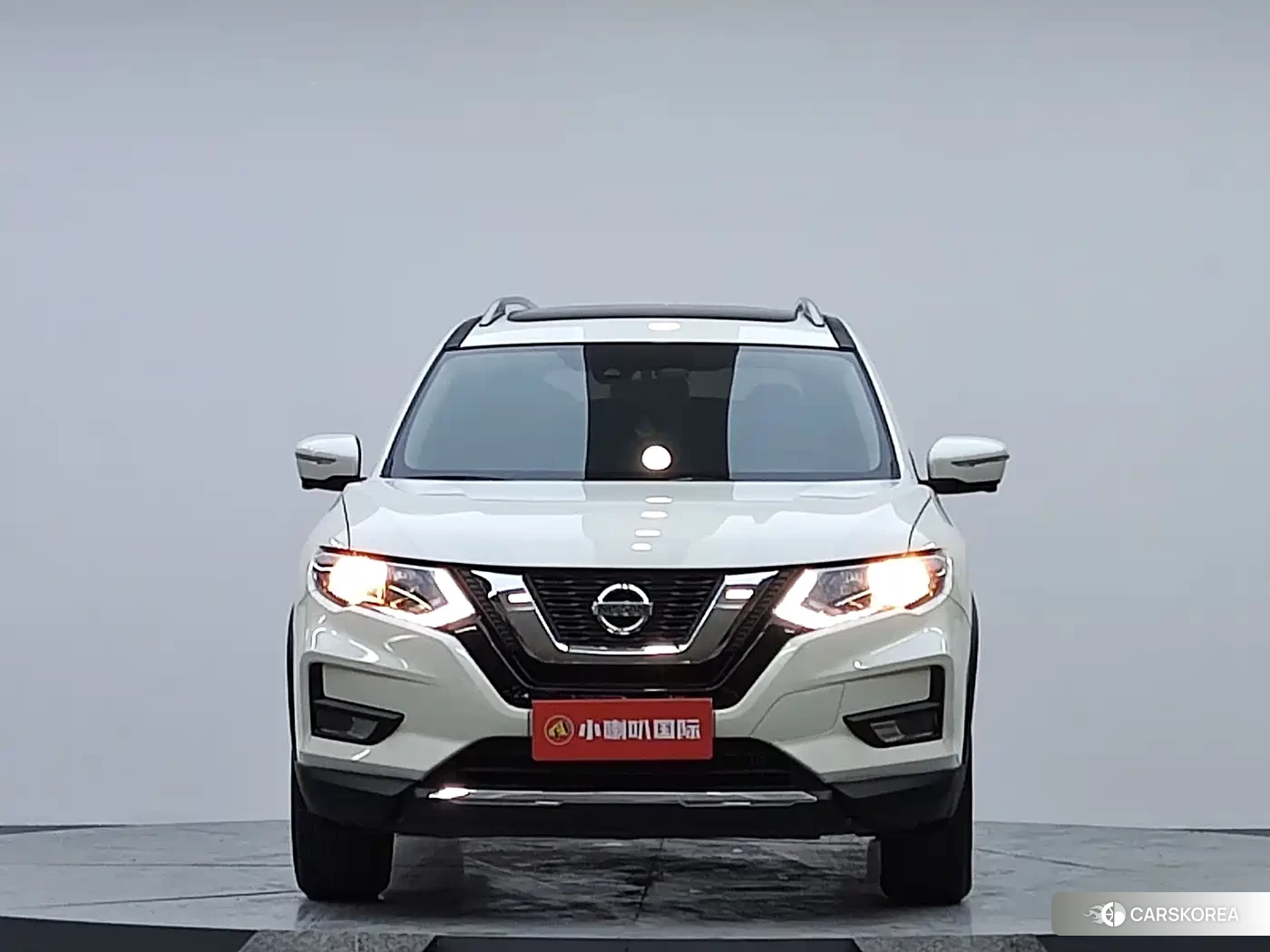 Nissan Qijun 2023 Белый из Китая, фото 2