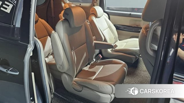 Kia The New Carnival 2019 Серый из Кореи, фото 2