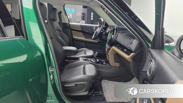 Mini Cooper Countryman 2020 Зеленый из Кореи, фото 2