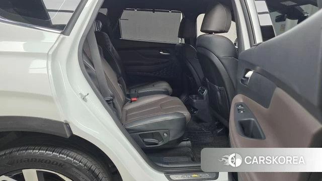 Hyundai The New Santa Fe 2023 Белый из Кореи, фото 2
