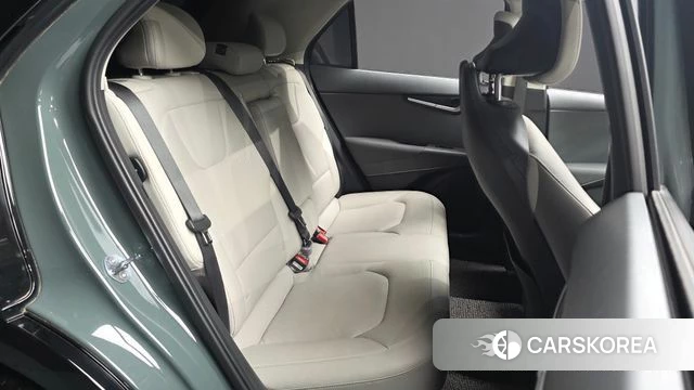 Kia Di Ol Nu Niro 2022 Зеленый из Кореи, фото 2