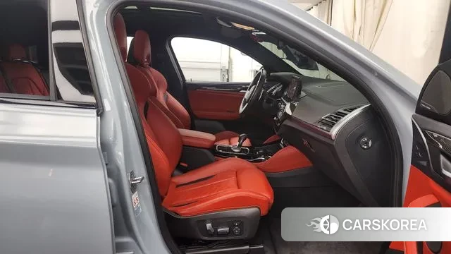 BMW X4M (G02) 2023 Серебристо-серый из Кореи, фото 2