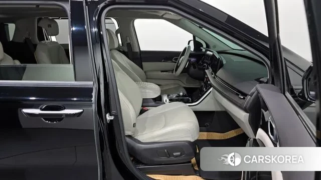 Kia Carnival 4th generation 2023 Черный из Кореи, фото 2