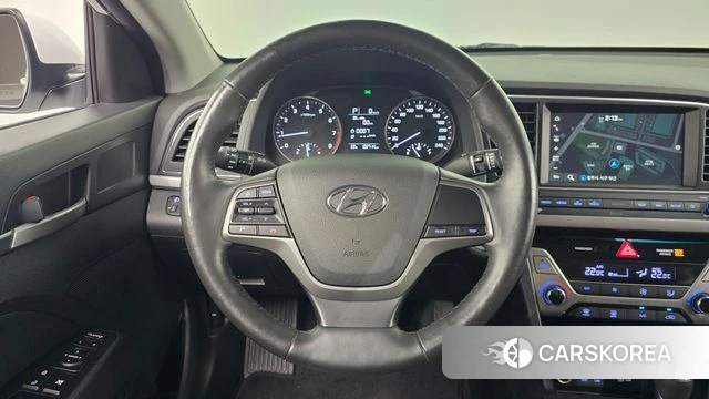 Hyundai Avante AD 2018 Белый из Кореи, фото 2