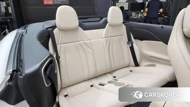 Mercedes-Benz CLE-Class C236 2025 Белый из Кореи, фото 2