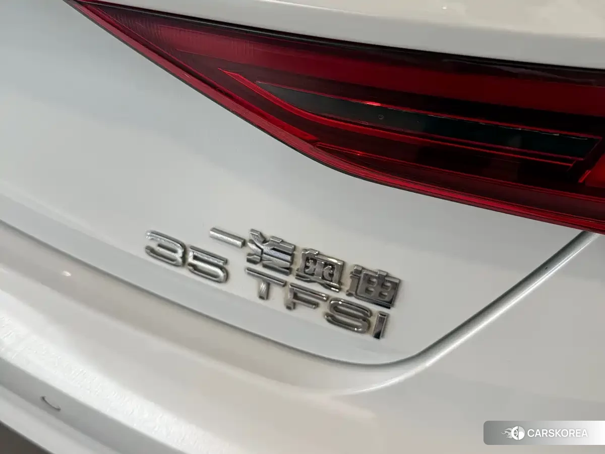 Audi A3 2024 Белый из Китая, фото 2