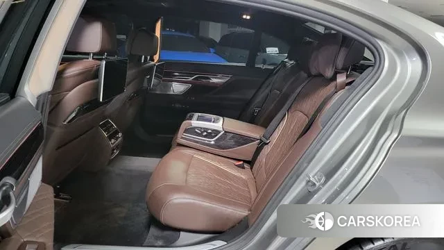 BMW 7 Series (G11) 2022 Серый из Кореи, фото 2