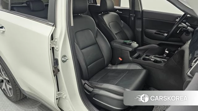 Kia Sportage 4th Generation 2018 Белый из Кореи, фото 2