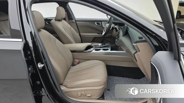 Kia K8 2022 Черный из Кореи, фото 2