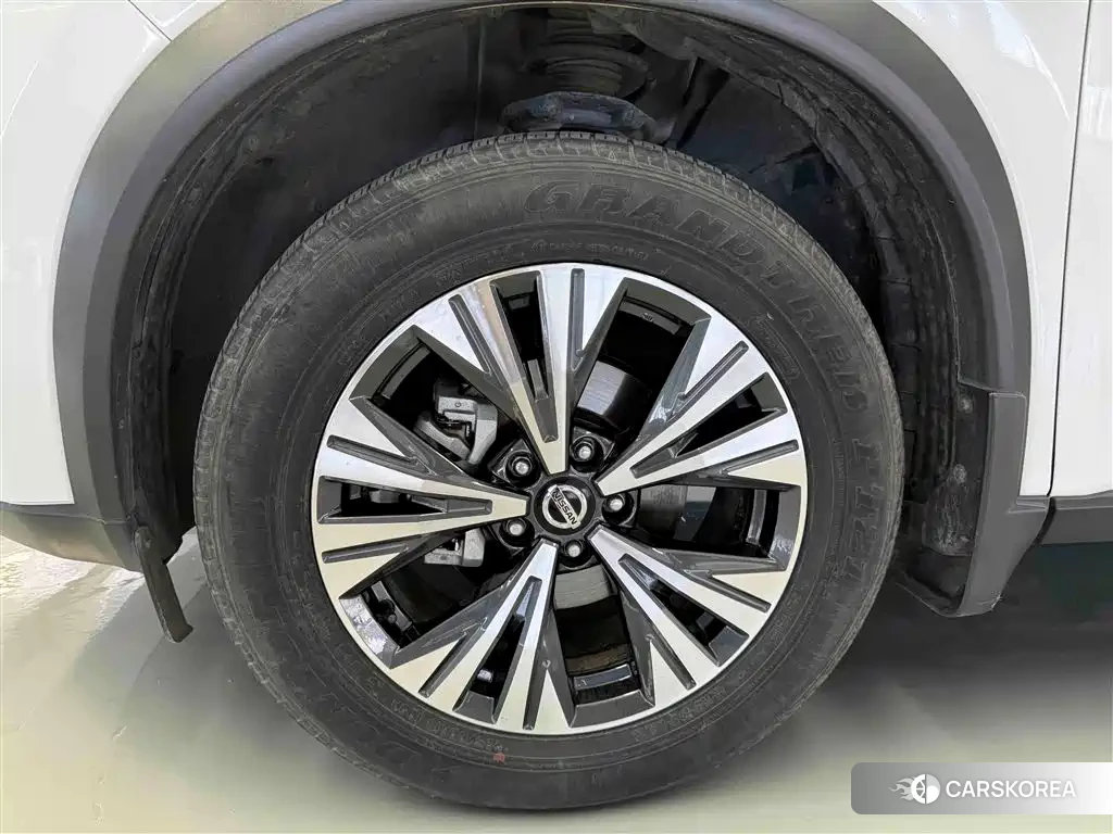 Nissan X-Trail 2021 Белый из Китая, фото 2