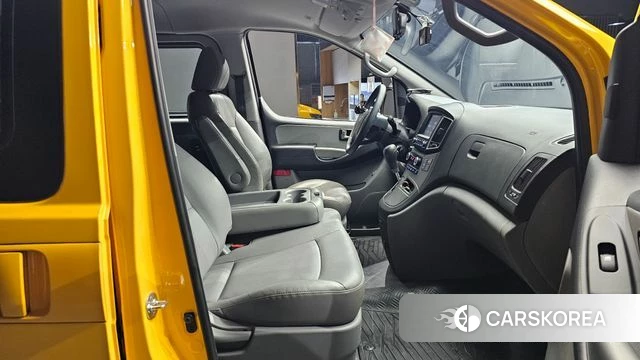 Hyundai The New Grand Starex 2020 Желтый из Кореи, фото 2