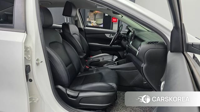 Kia Come New K3 2020 Белый из Кореи, фото 2